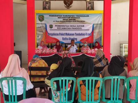 CEGAH STUNTING ... PEMDES GAYAM SALURKAN PAKET MAKANAN TAMBAHAN BAGI BALITA DAN BUMIL